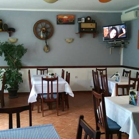 Bed And Breakfast Mediteran Bar Extérieur photo