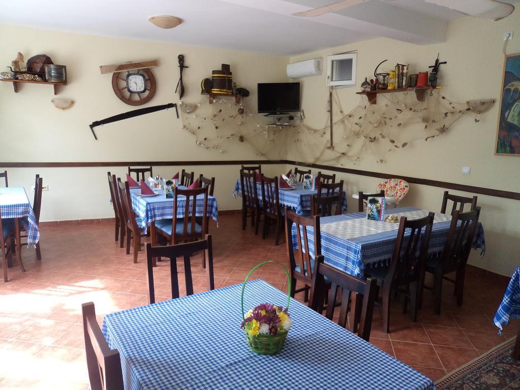 Bed And Breakfast Mediteran Bar Extérieur photo