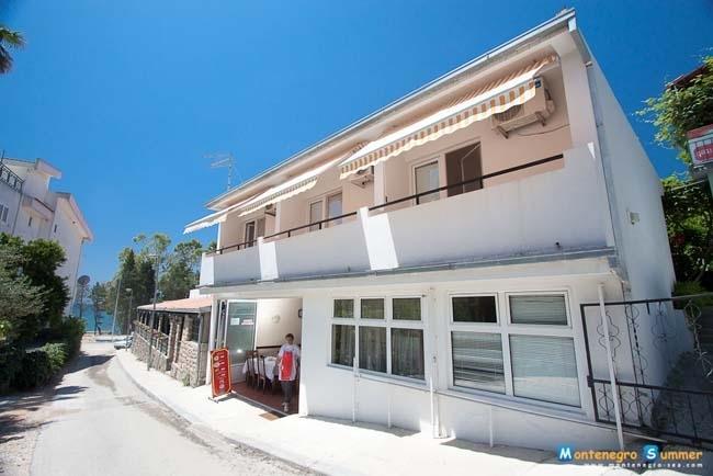 Bed And Breakfast Mediteran Bar Extérieur photo